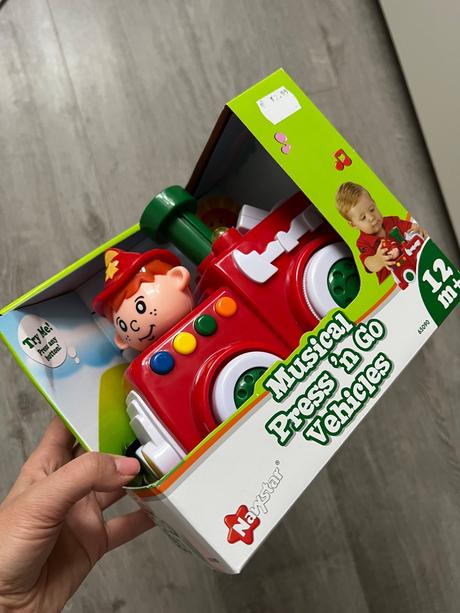 Hasicke auto so zvukmi, 