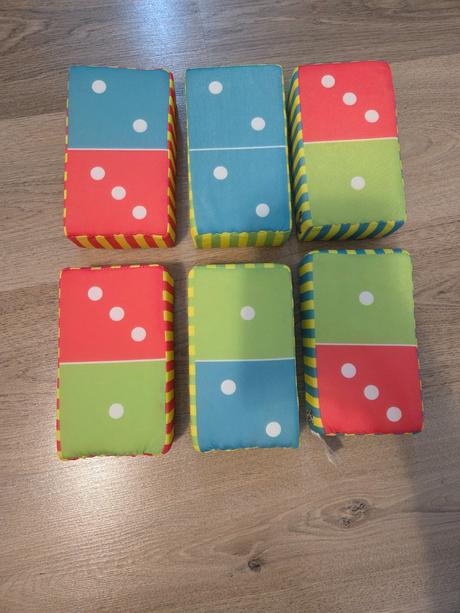 Penové domino kocky, 