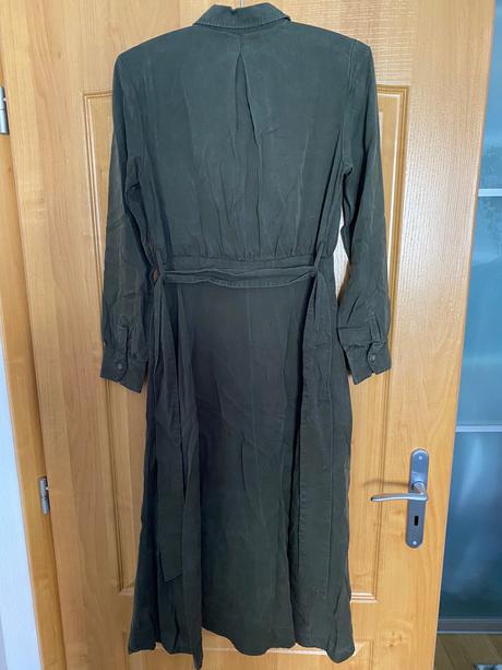 Midi šaty, reserved,s