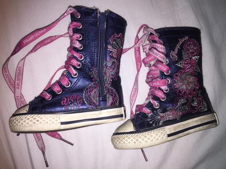 Vysoké šnurovačky zn. pampolina, 23