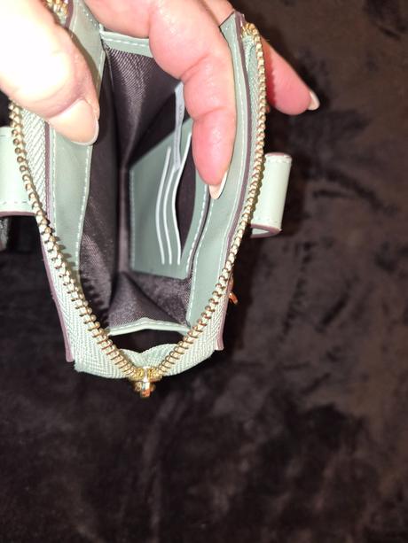 Kapsička na mobil., 