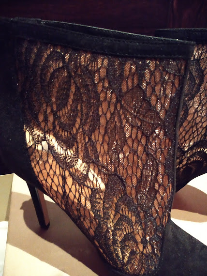 Kotníčky, baťa,39