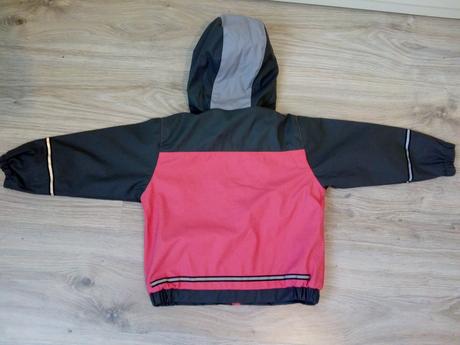 Nepremokavá bunda, 92, okay,92