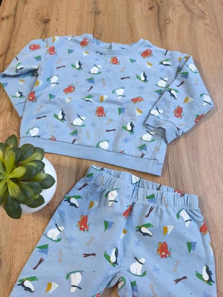 7- lupilu súprava  tepláková, lupilu,86