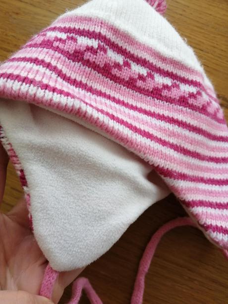 Dievčenská teplá čiapka na cca 1 rok, 80