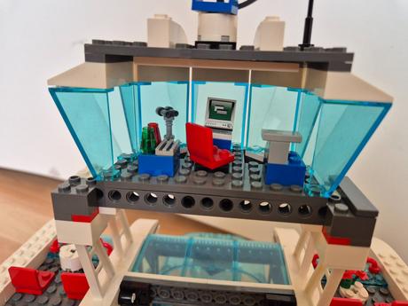 Lego city 7894 letisko,