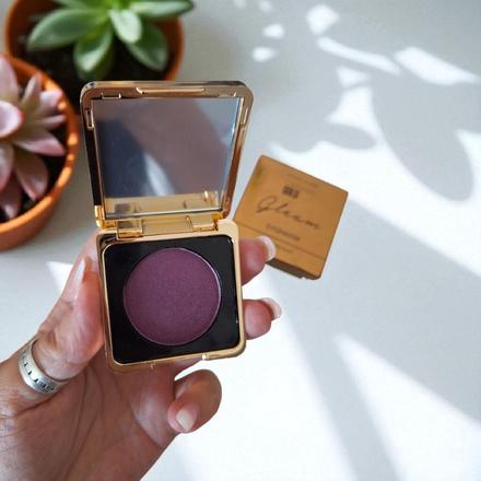 Očný tieň - fialový,