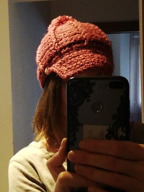 Zimná pletená čiapka so šiltom, reporter