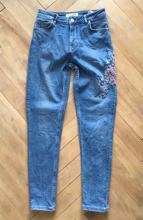 Vyšívané rifle, pimkie,36