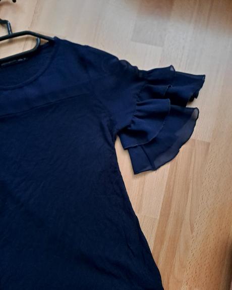 Tricko s volánmi, atmosphere,s