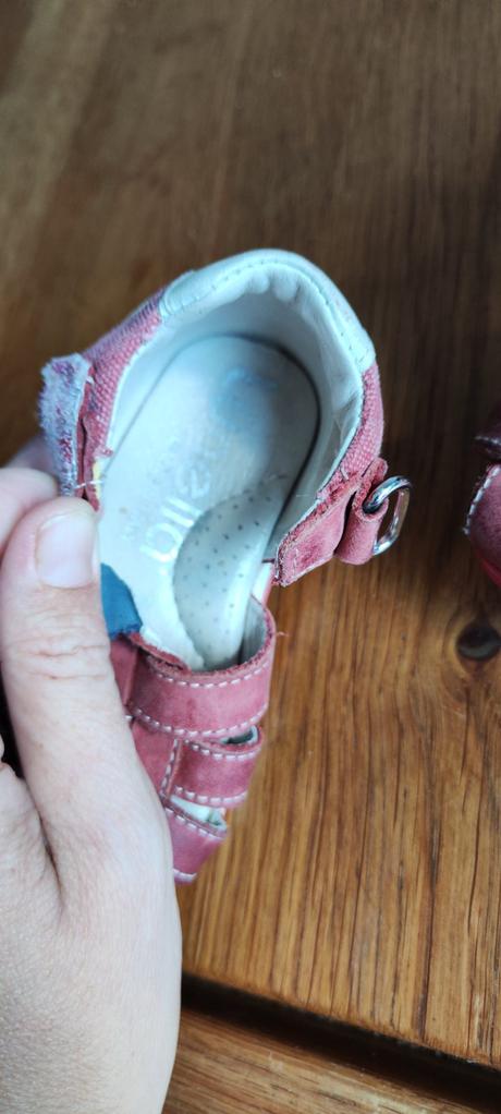 Sandále kožené, 19