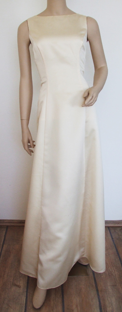 Spoločenské šaty, 40