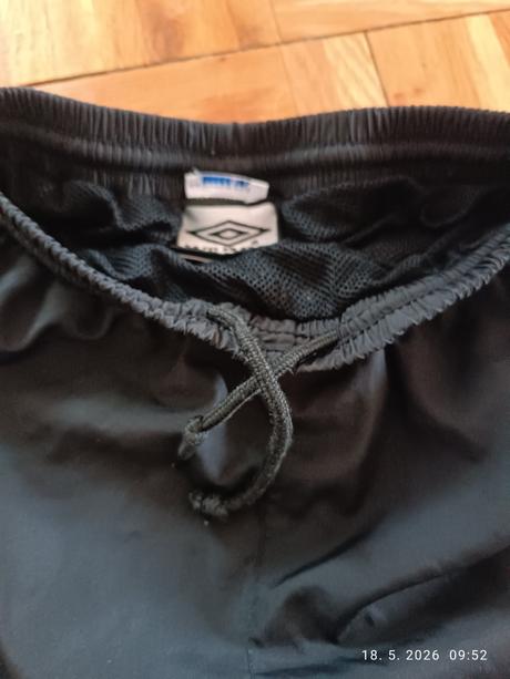 Šušťakove nohvice, umbro,140