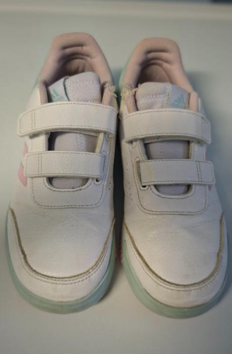 Tenisky s bielou podrážkou na suchý zips, adidas,35