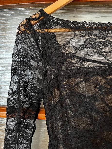 Male čierne šaty, sugarbird,s