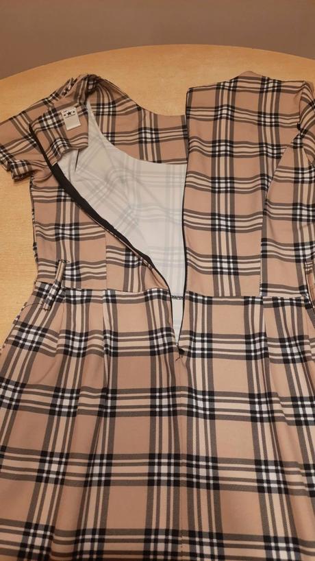 Predám  kárované šaty veľ.s, s