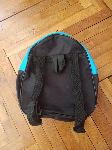 Vyfarbovací batôžtek,