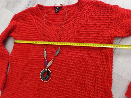 Pekný predĺžený sveter s náhrdelníkom, h&m,l