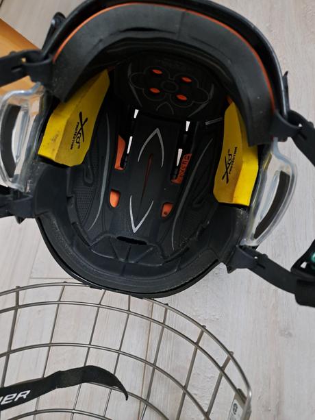 Hokejová prilba bauer, bauer,s