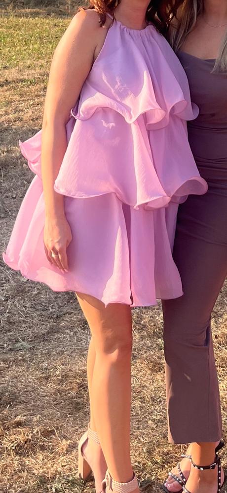 Ružove spolocenske kratke saty s volanmi fialove, xs