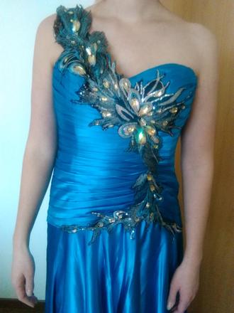 Tyrkysovomodre saty, 40