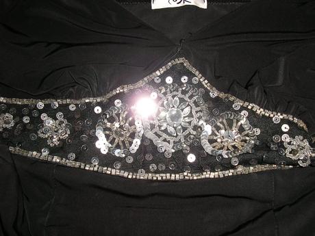 855. spoloč. šaty, s