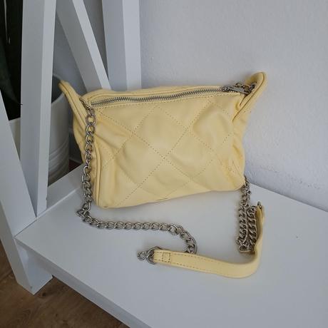 Bledožltá prešívaná kabelka stradivarius, stradivarius