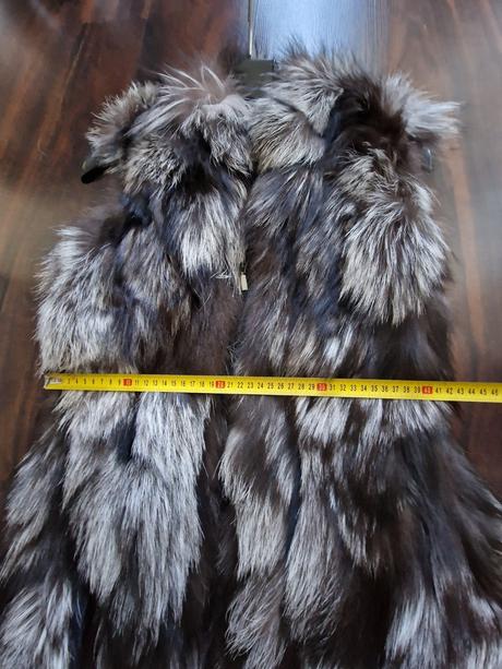 Pravá kožušinova vesta, líška, s