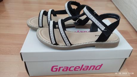 Sandalky, graceland,31