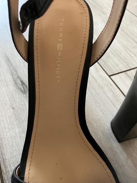 Dámske sandále, tommy hilfiger,37