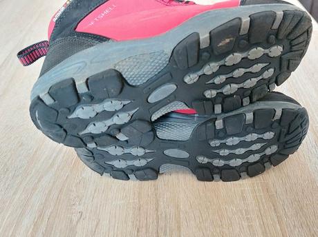 Outdoorová obuv č. 32, 32