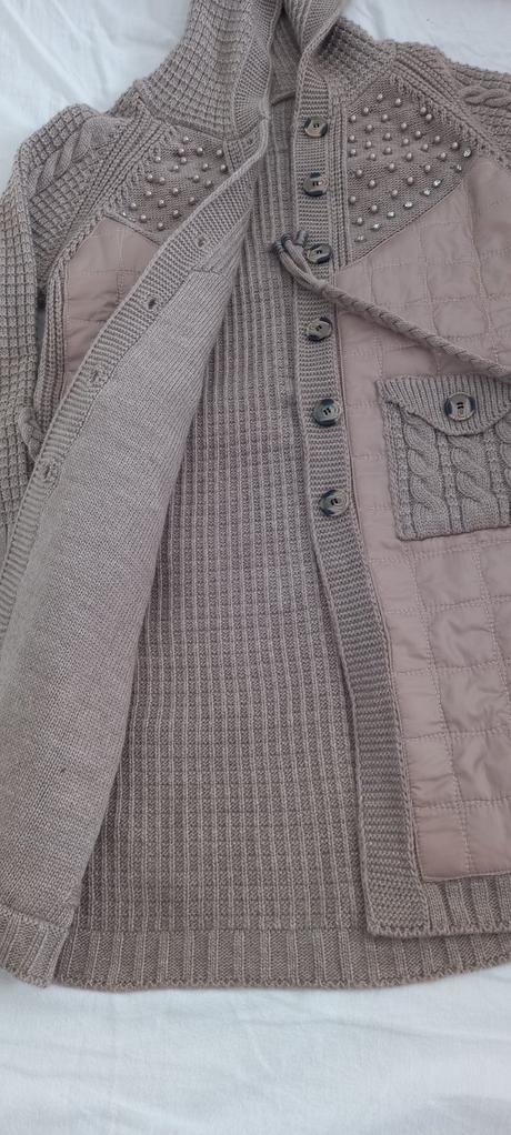 Predĺžená mikina, 40