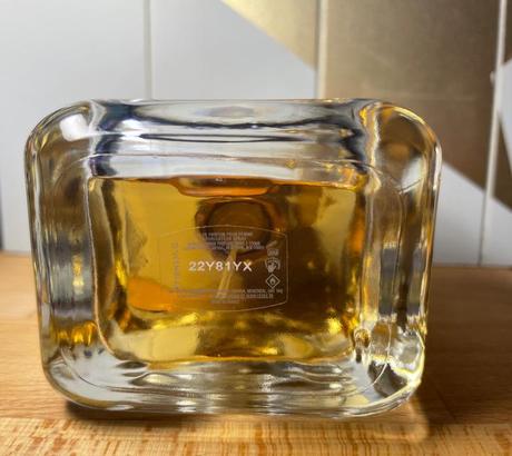 Armani emporio - because it s you,
