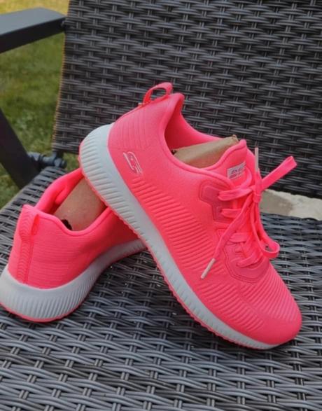 Neónovo ružové tenisky, skechers,40