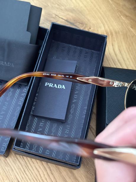 Prada viralne slnecne okuliare, prada