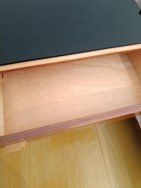 Retro nábytok do spálne, 