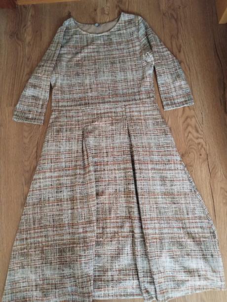Dámske šaty, m