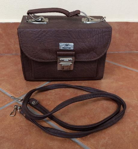 Koženková kabelka hnedej farby, 