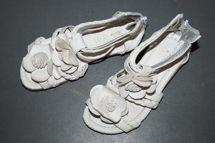 Sandalky gladiatorky, 28