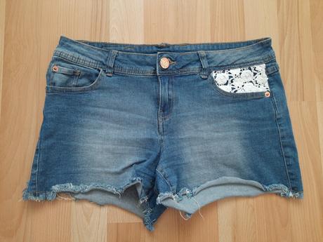 Rifľové šortky, esmara,40
