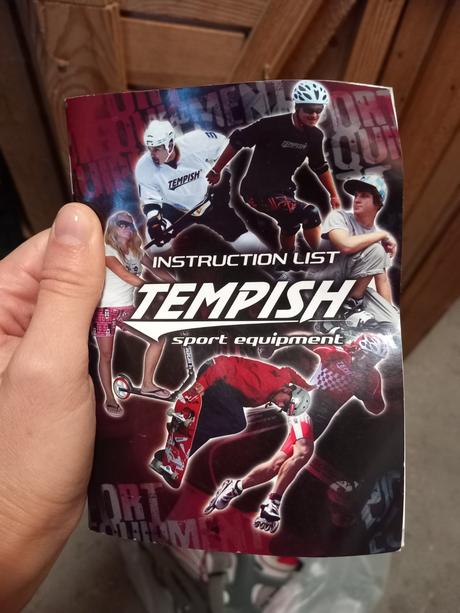 Korčule kolieskové + chrániče grátis, tempish,38