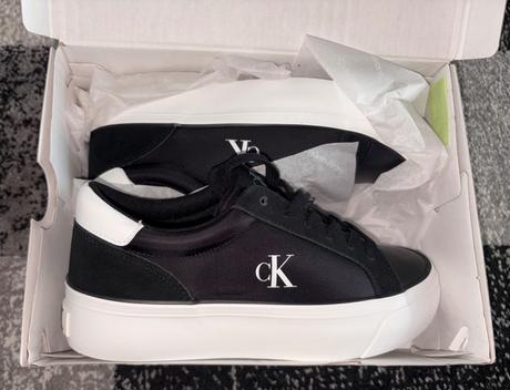 Tenisky calvin klein v.37 čierne s visačkou, 37