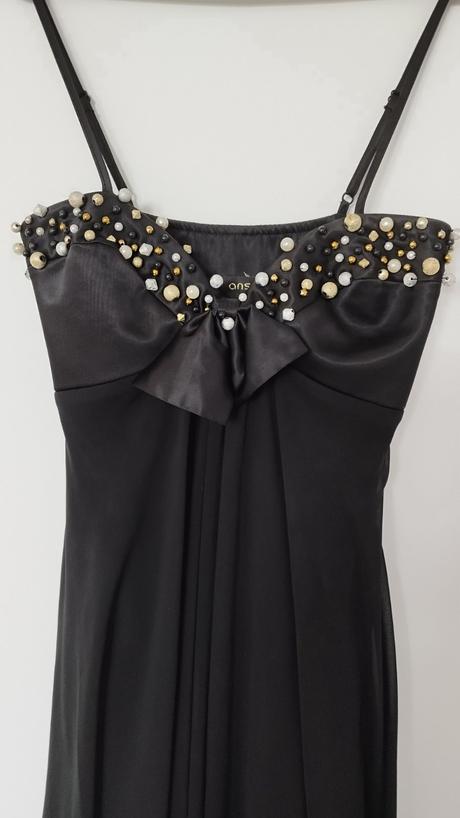 Dámske spoločenské šaty, 36