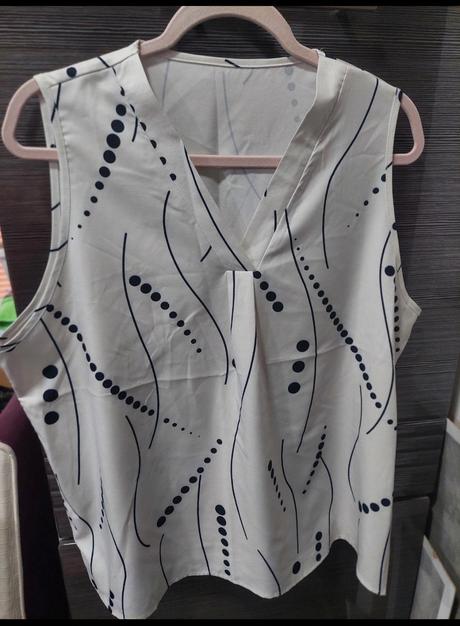 Biely top v.44, 44