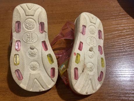 Piskacie sandalky20, 20