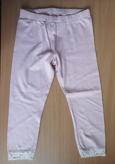 Tričko s motýľom z premenl. flitrov + capri legíny, lindex,128