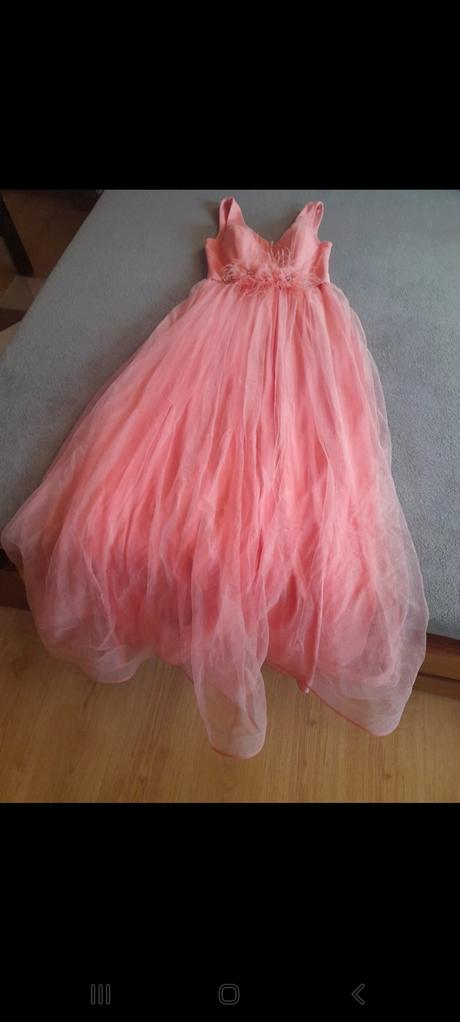 Spolocenske šaty, 38