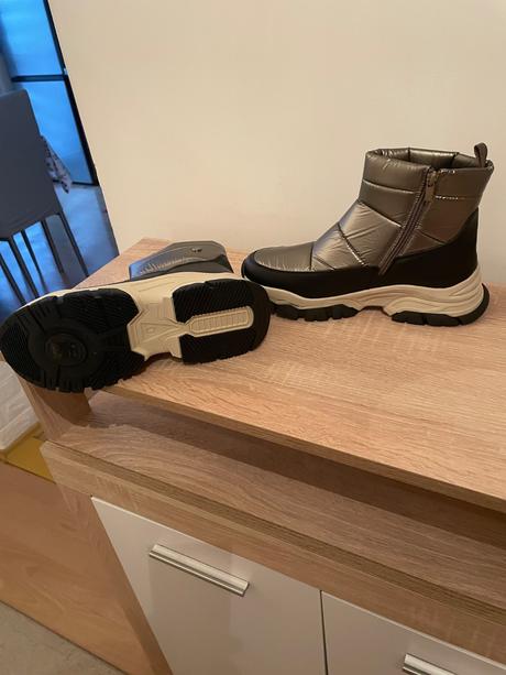 Zimné dámske čižmy, 40