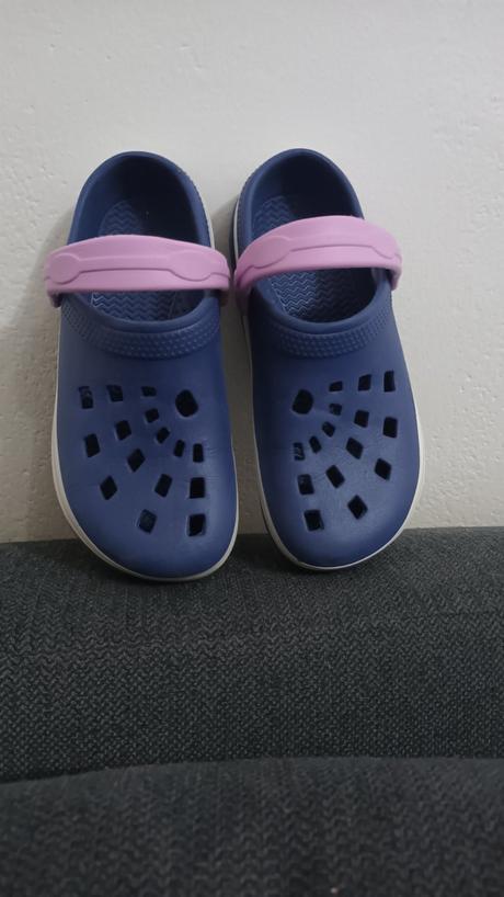 Gumenné šľapky, 36