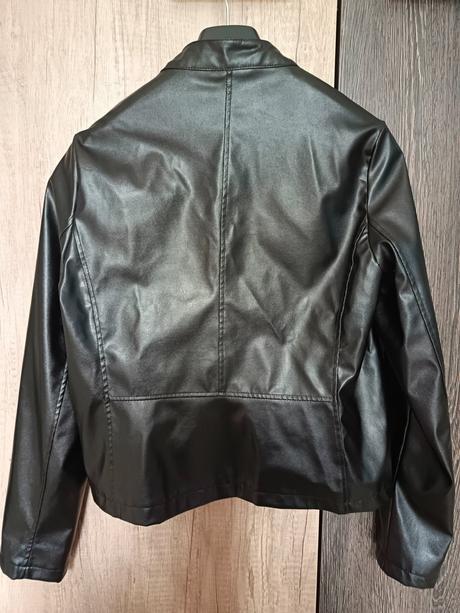 Koženková bunda, s